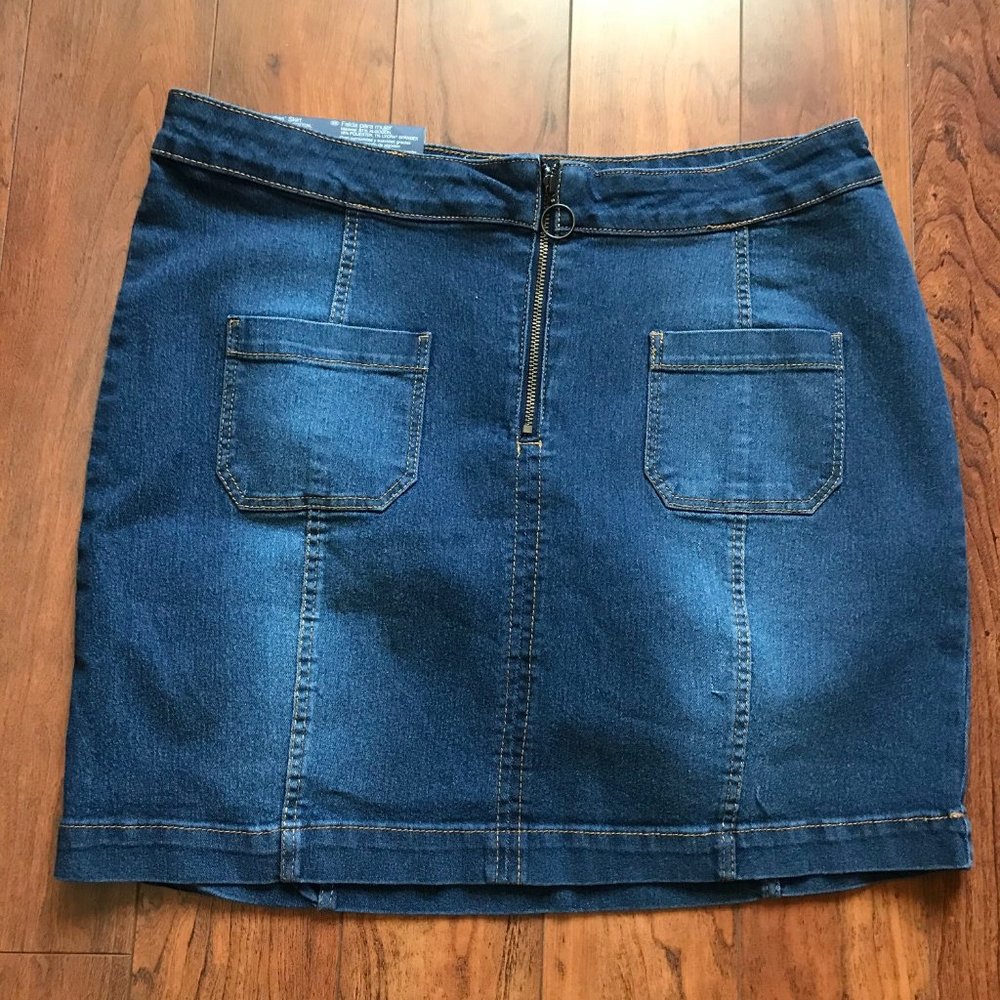 Cherokee Womens Blue Skirt Size 10 Front Zip Stretch NWT